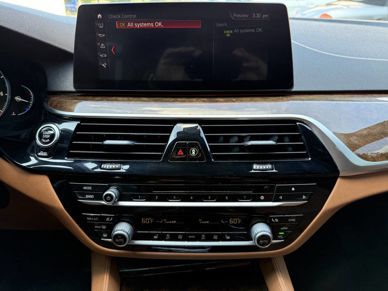 Used 2019 BMW 530i w/ Luxury Package RWD image 23