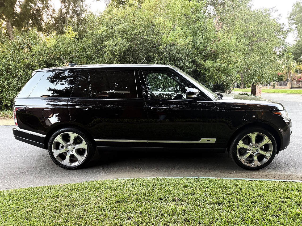 Used 2017 Land Rover Range Rover Long Wheelbase Autobiography AWD/4WD image 7