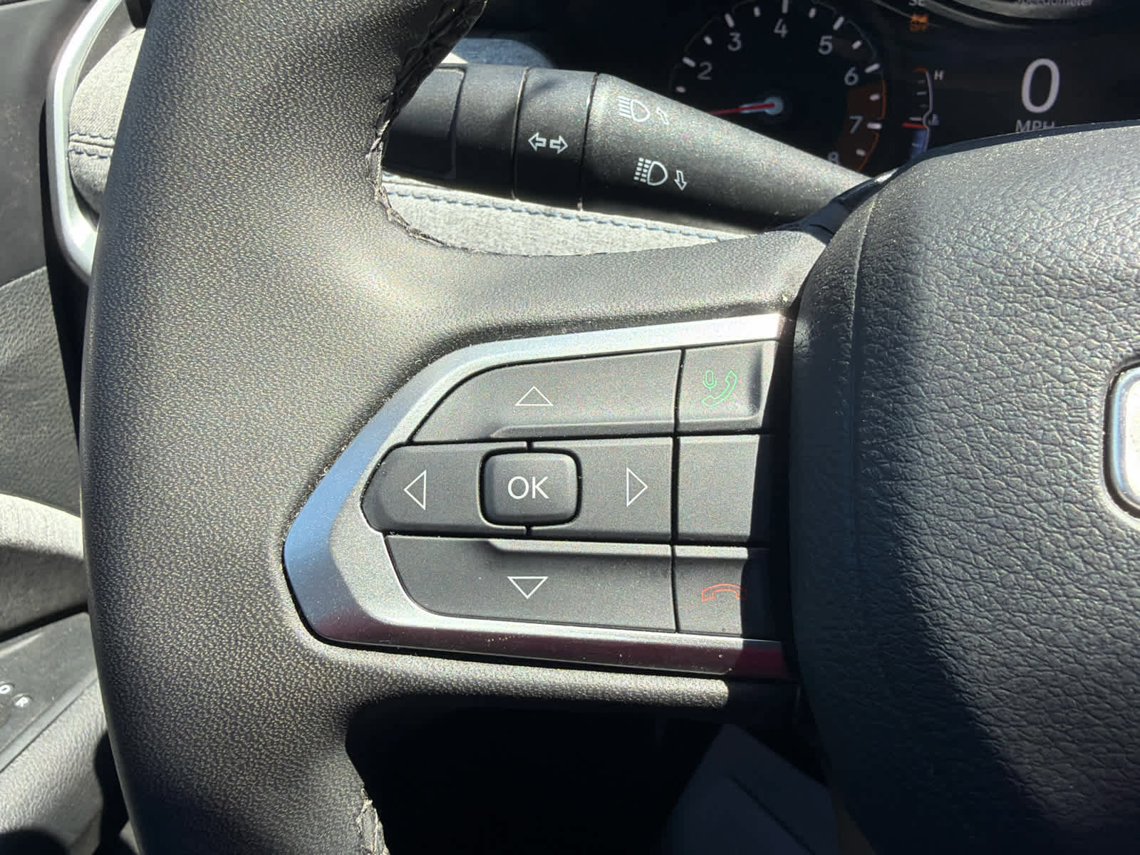 Used 2024 Jeep Compass Latitude AWD/4WD image 23