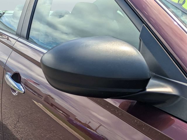 Used 2024 Nissan Altima 2.5 SV FWD image 10