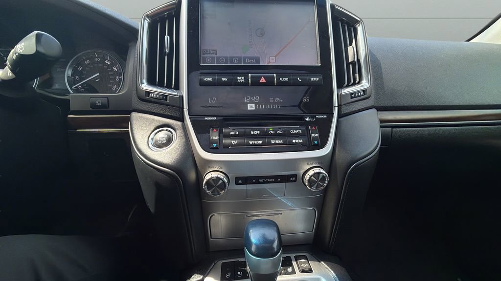 Used 2016 Toyota Land Cruiser w/ Four Season Floor Mat Package AWD/4WD image 19