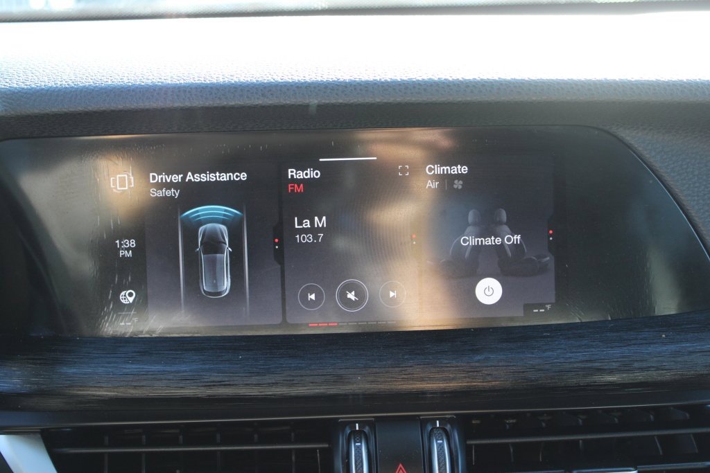 Used 2022 Alfa Romeo Stelvio Sprint image 20