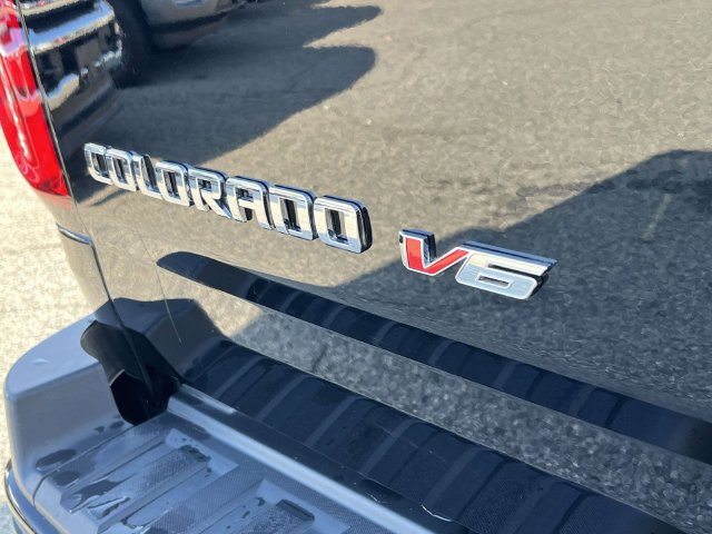 Used 2019 Chevrolet Colorado Z71 AWD/4WD image 13