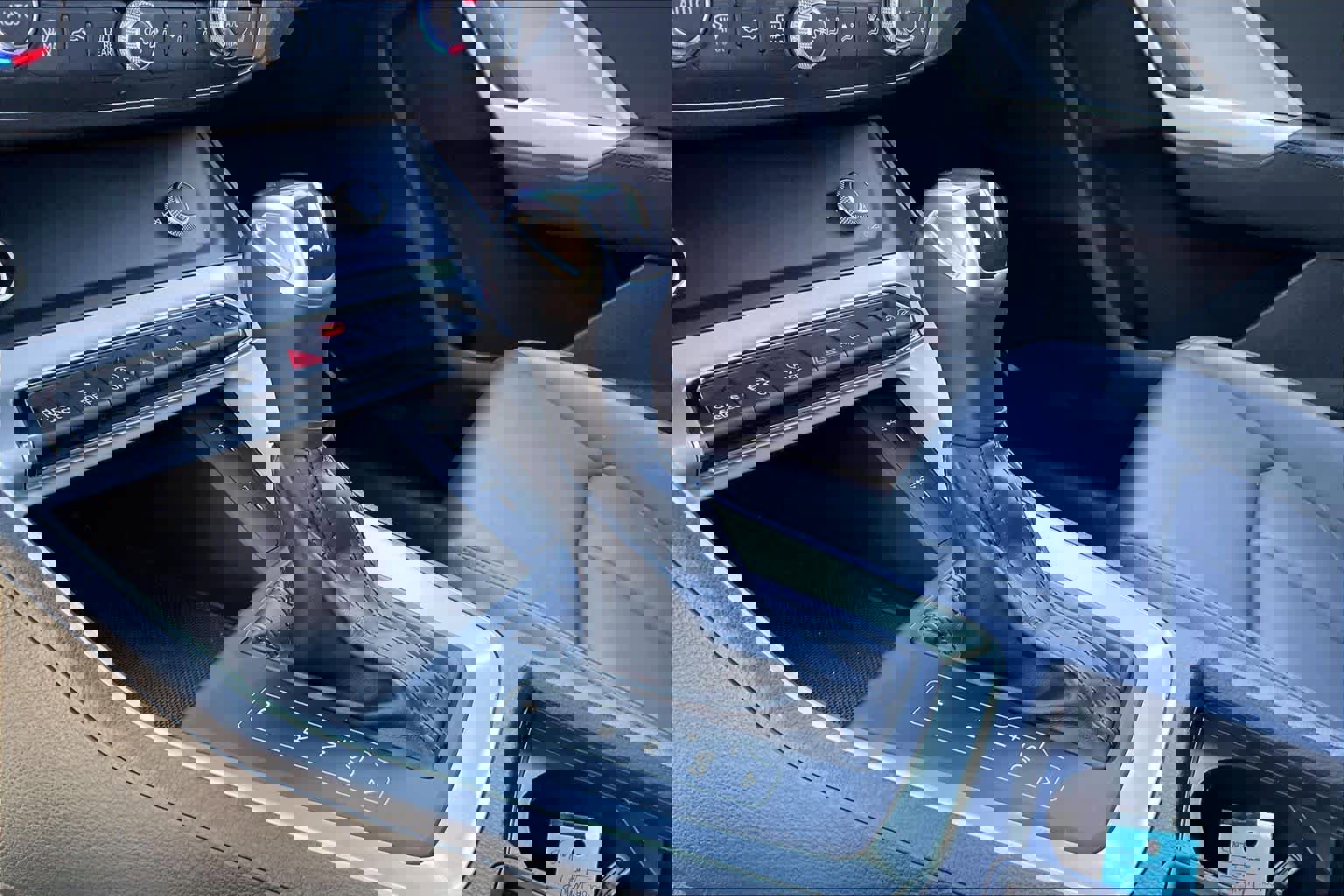 Used 2022 Audi Q3 2.0T Premium w/ Convenience Package image 16