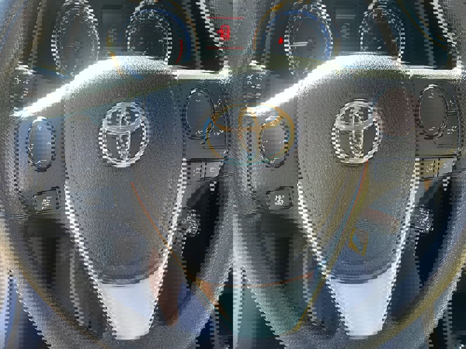 Used 2017 Toyota Corolla LE w/ Carpet Mat Package (TMS) FWD image 16