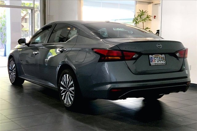 Used 2025 Nissan Altima 2.5 SV image 10
