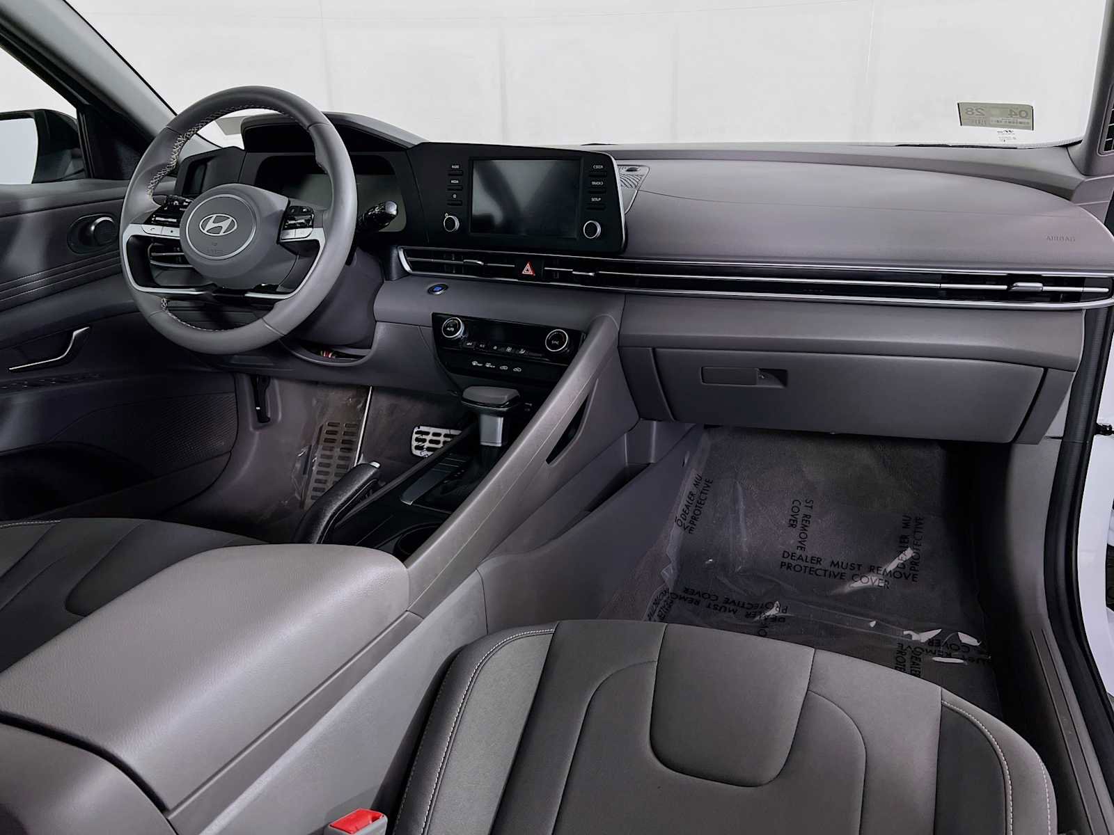 Certified 2025 Hyundai Elantra Sport image 30