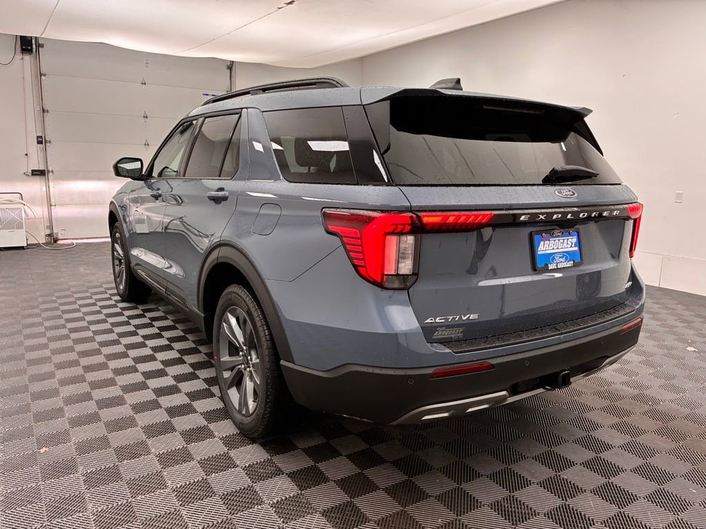 New 2026 Ford Explorer Active w/ Active Comfort Package image 13