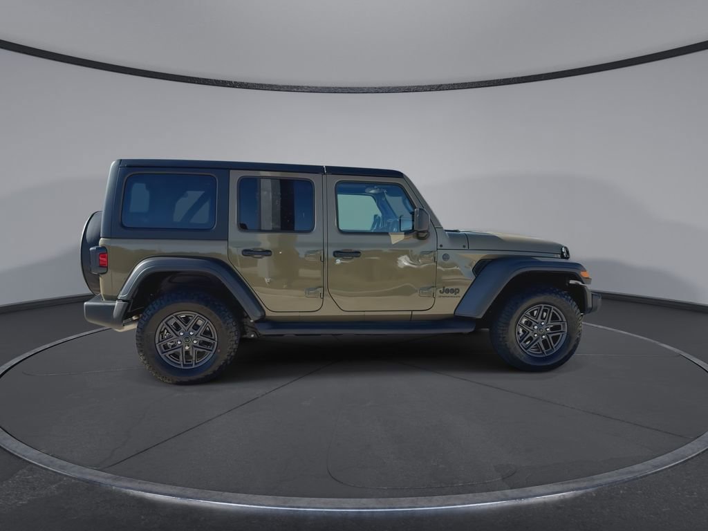 Used 2025 Jeep Wrangler Sport S image 9