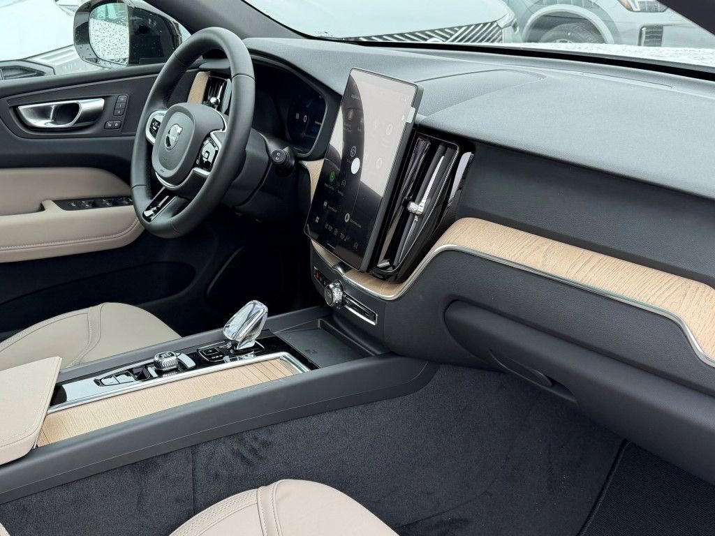 New 2026 Volvo XC60 B5 Core w/ Climate Package AWD/4WD image 10