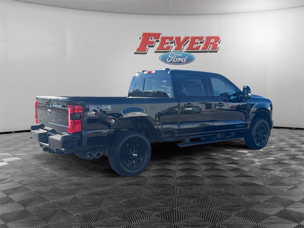 New 2026 Ford F350 Lariat w/ Black Appearance Package image 5