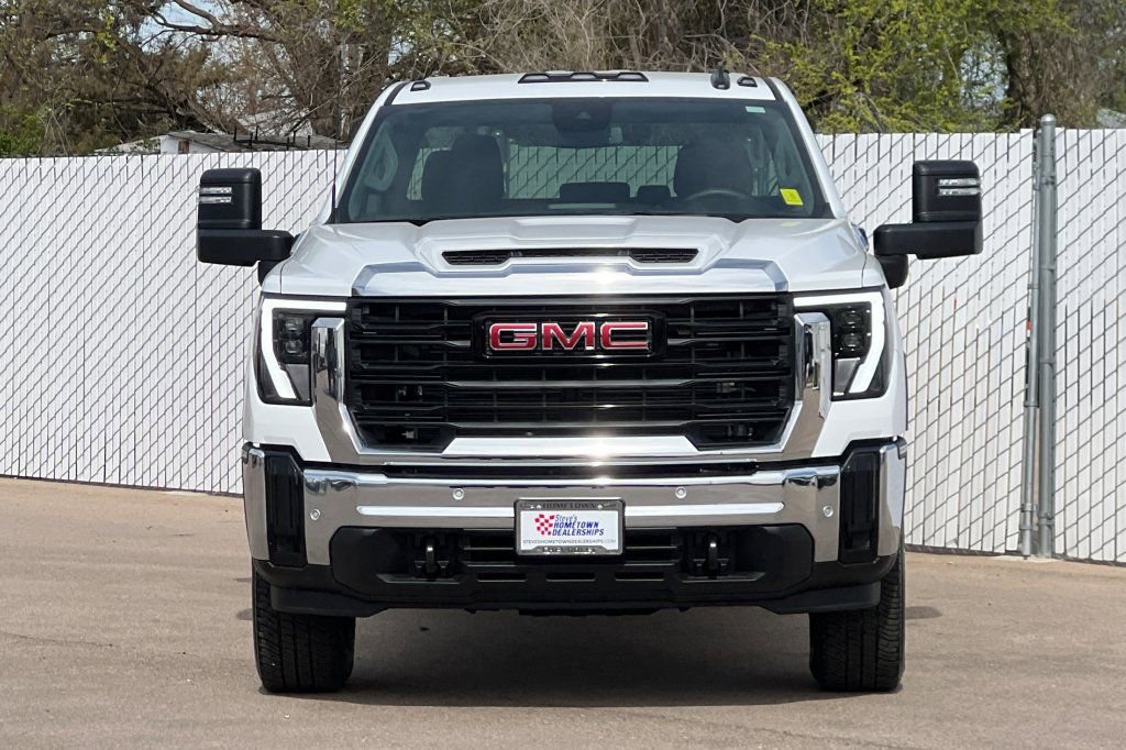 New 2026 GMC Sierra 3500 Pro image 6