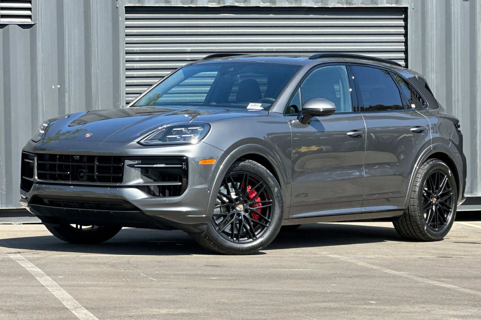 New 2026 Porsche Cayenne GTS image 1