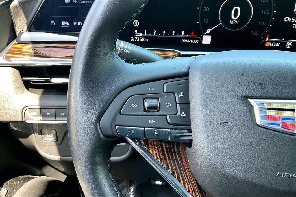 Used 2021 Cadillac Escalade Premium Luxury AWD/4WD image 22