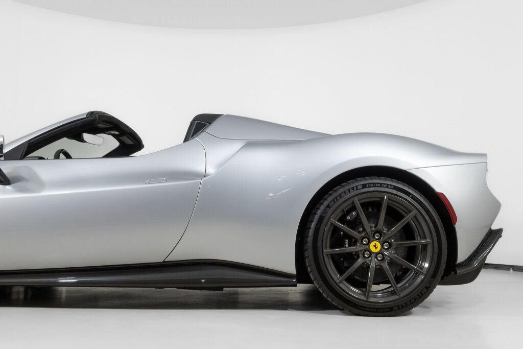 Used 2023 Ferrari 296 GTS image 14