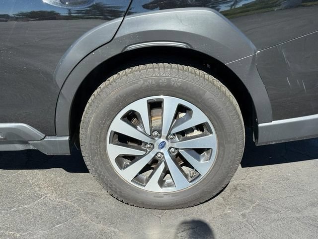 Used 2024 Subaru Outback Premium AWD/4WD image 4