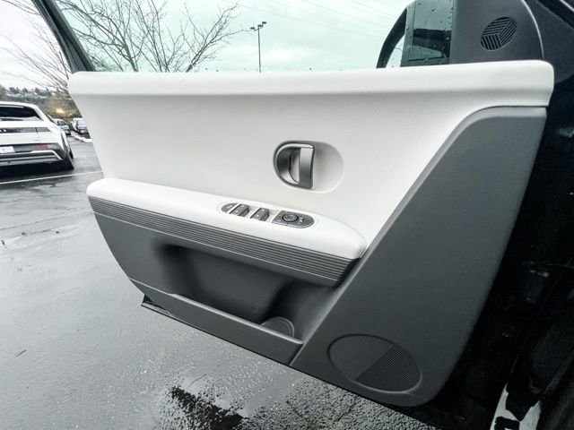 New 2026 Hyundai Ioniq 5 SE image 16