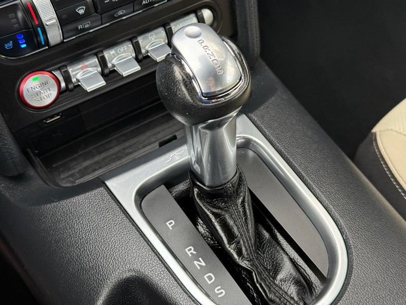 Used 2022 Ford Mustang Premium RWD image 27