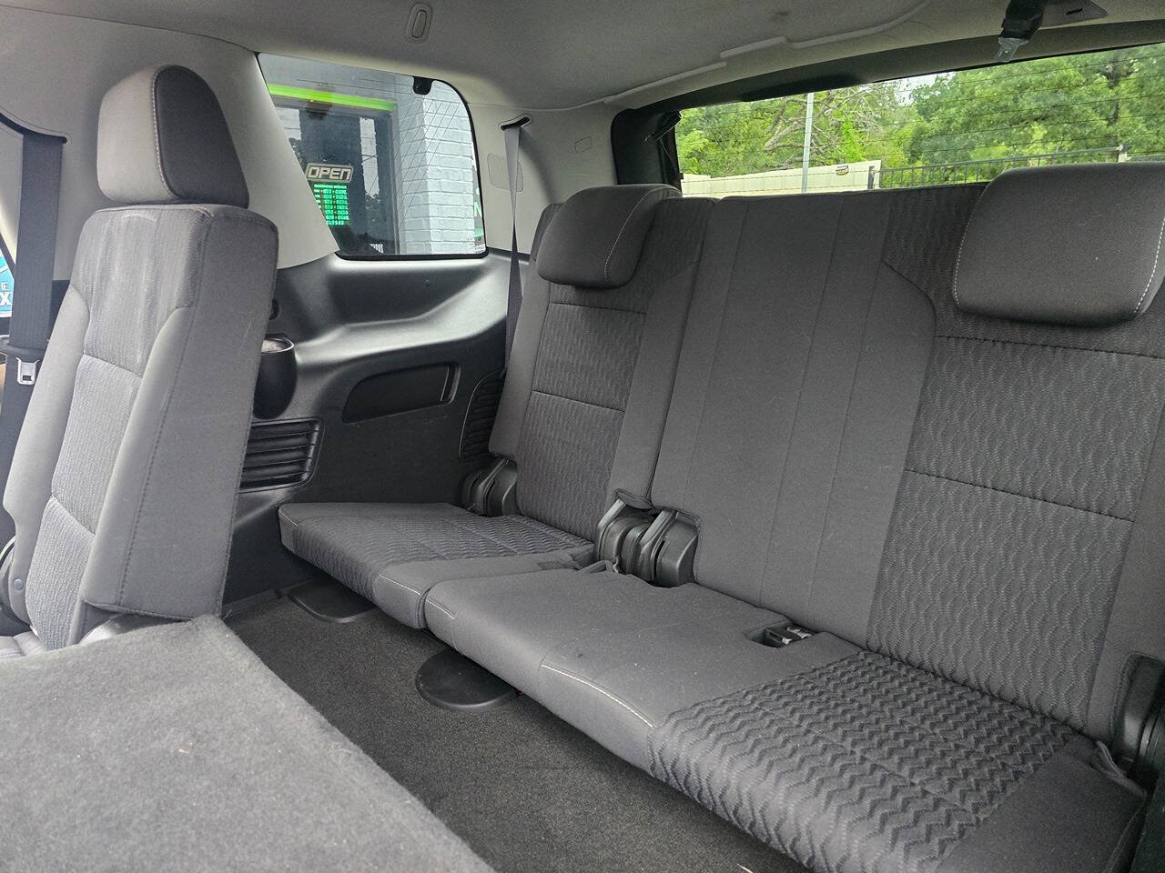 Used 2018 Chevrolet Tahoe LS RWD image 19