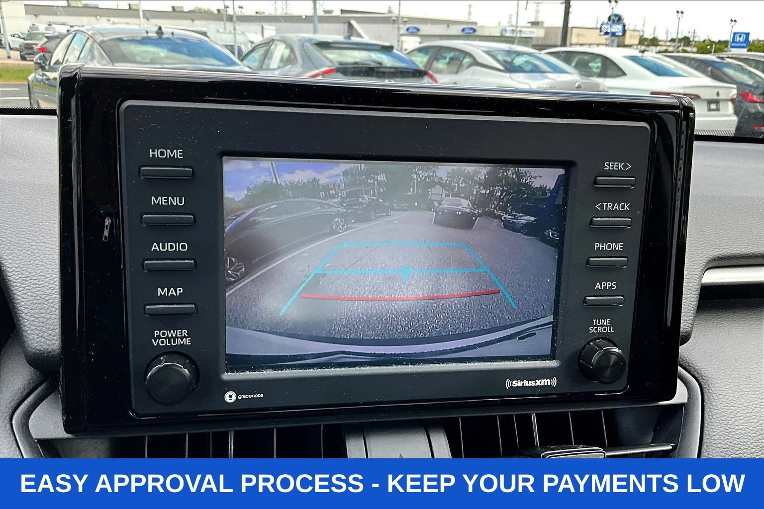 Used 2022 Toyota RAV4 LE AWD/4WD image 18