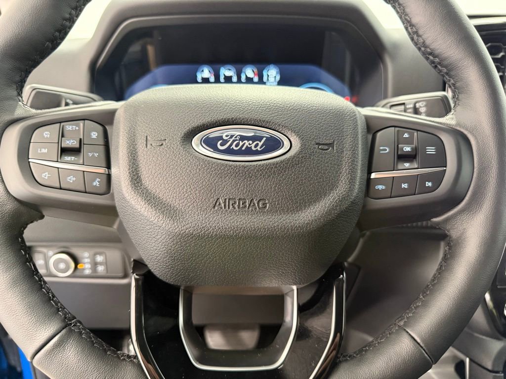 New 2025 Ford Ranger Lariat w/ FX4 Off-Road Package image 42