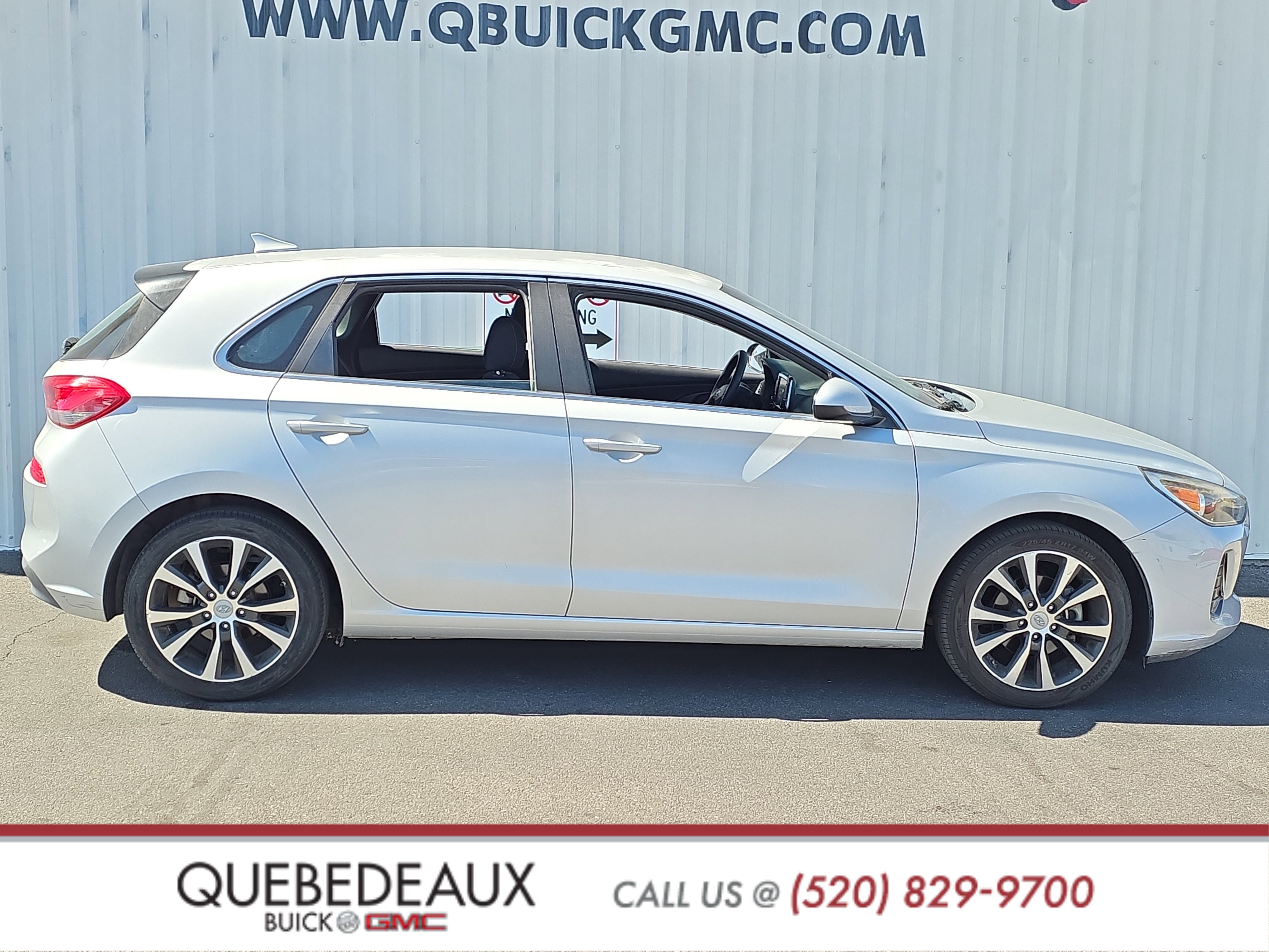 Used 2018 Hyundai Elantra GT FWD image 8
