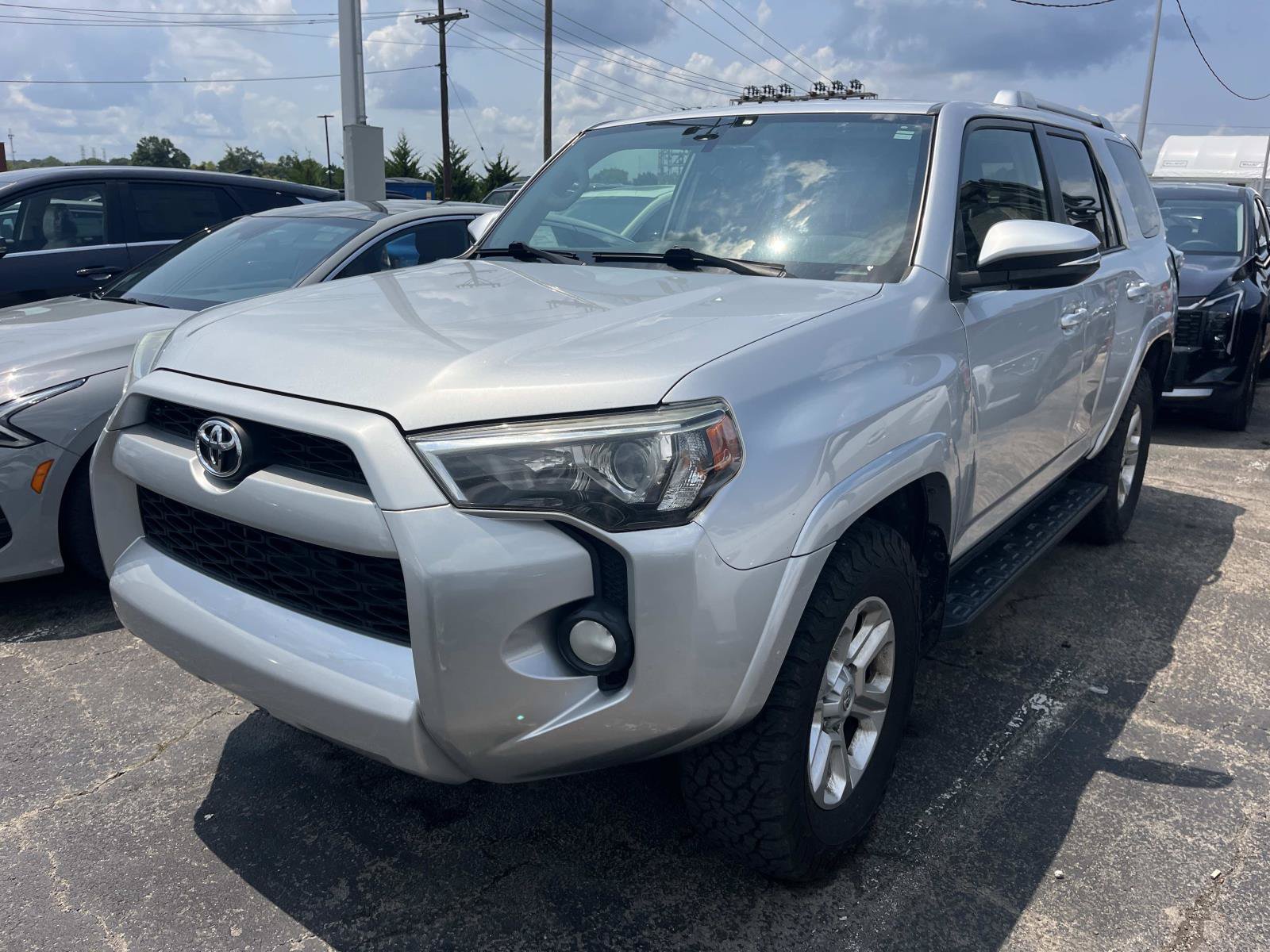 Used 2016 Toyota 4Runner Limited AWD/4WD image 3