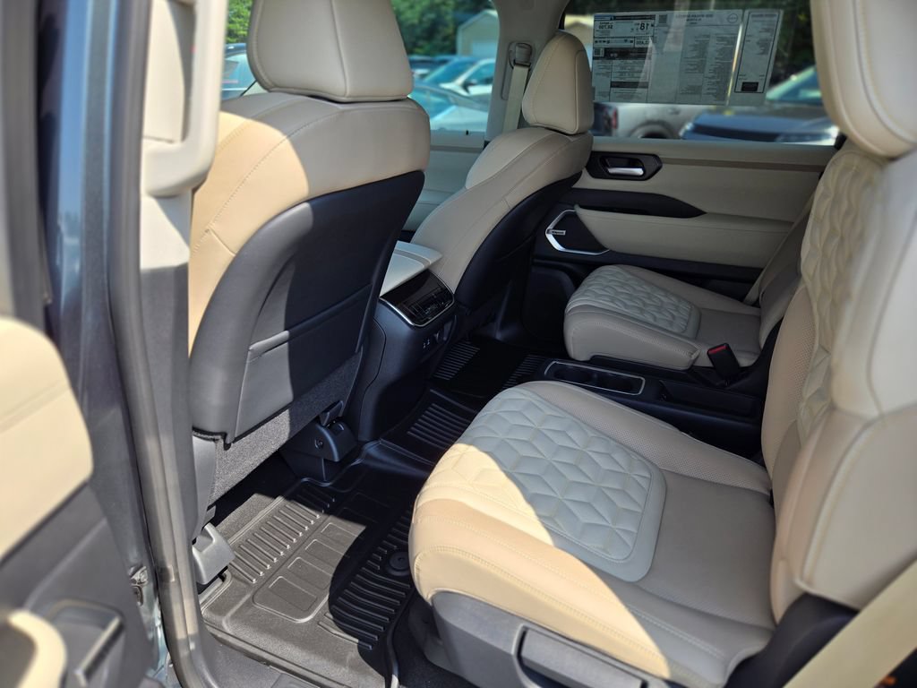 New 2026 Nissan Armada Platinum RWD image 11