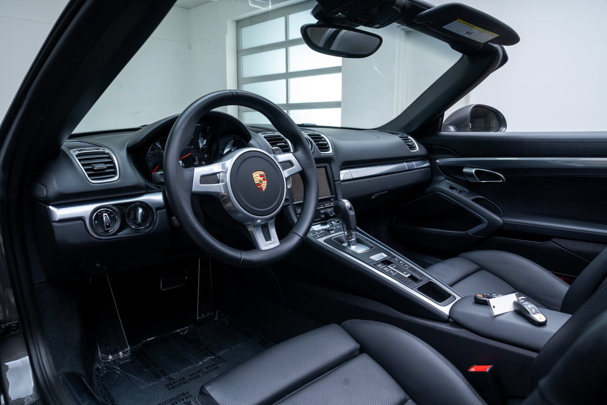 Used 2015 Porsche Boxster S RWD image 19