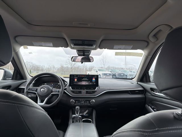 Used 2025 Nissan Altima 2.5 SL image 16