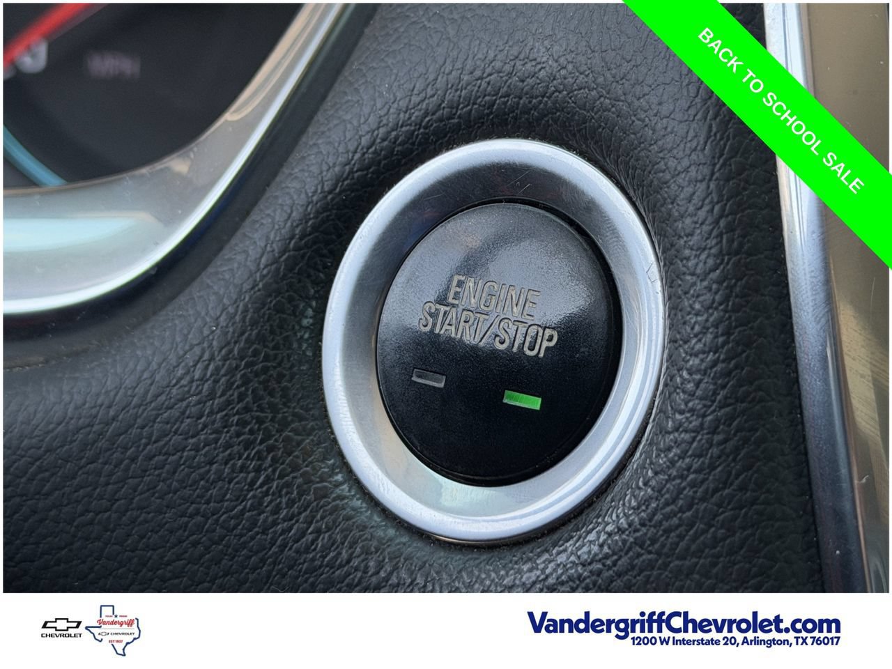 Used 2021 Chevrolet Traverse Premier w/ Redline Edition FWD image 18
