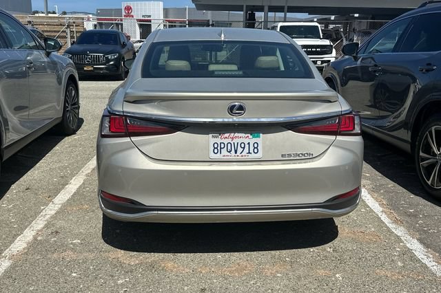 Used 2020 Lexus ES 300h w/ Premium Package FWD image 6