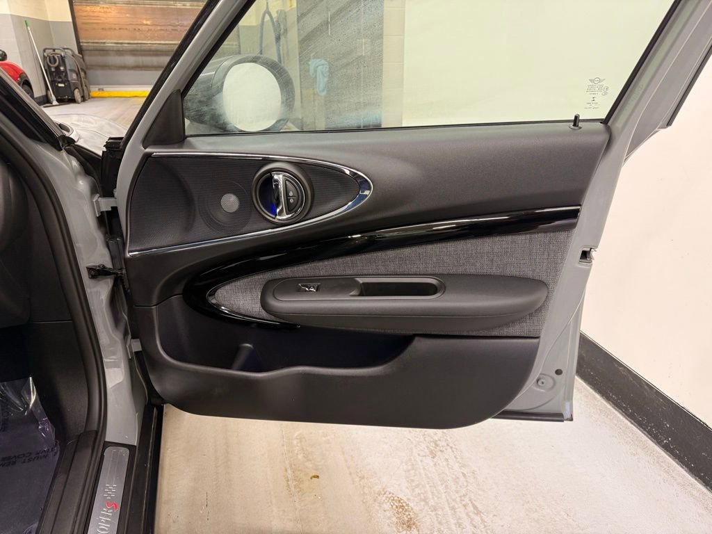 Certified 2023 MINI Cooper Clubman S image 28