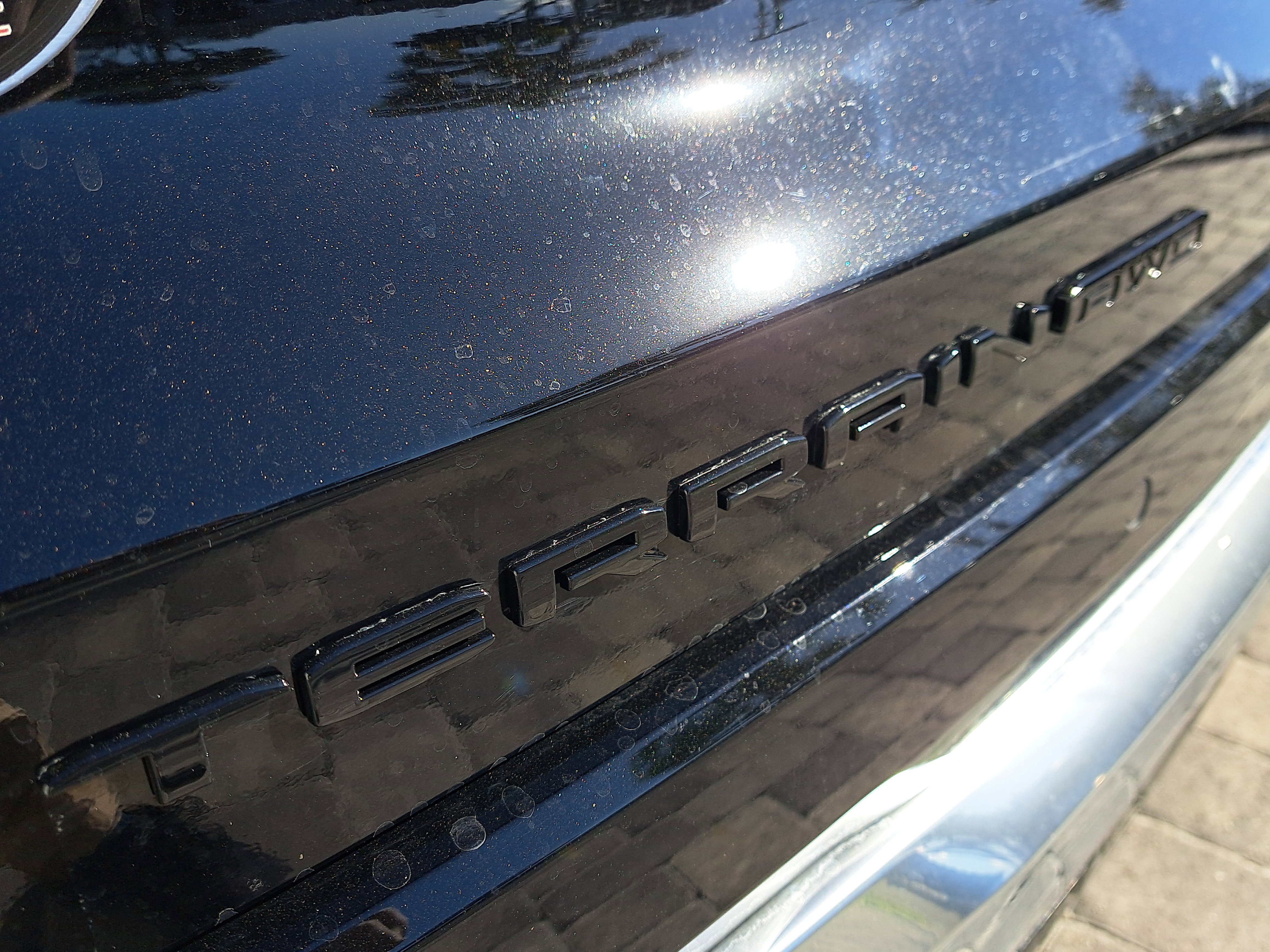 New 2026 GMC Terrain Denali w/ LPO, Black Badging Package image 8