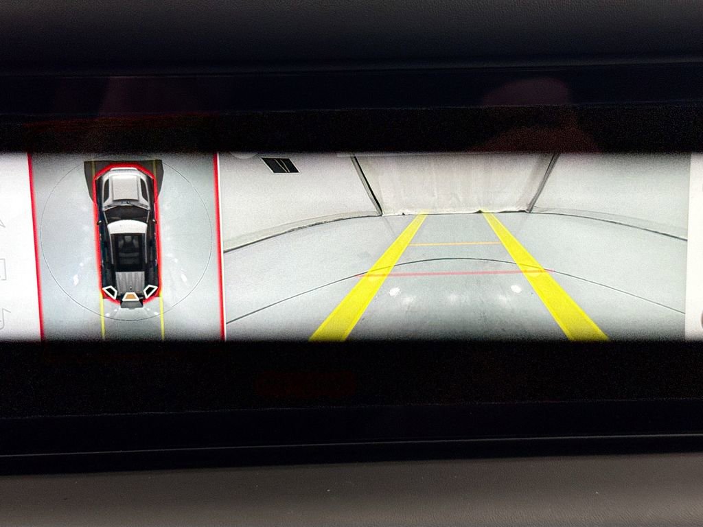 Certified 2023 Land Rover Defender 110 X-Dynamic SE image 15