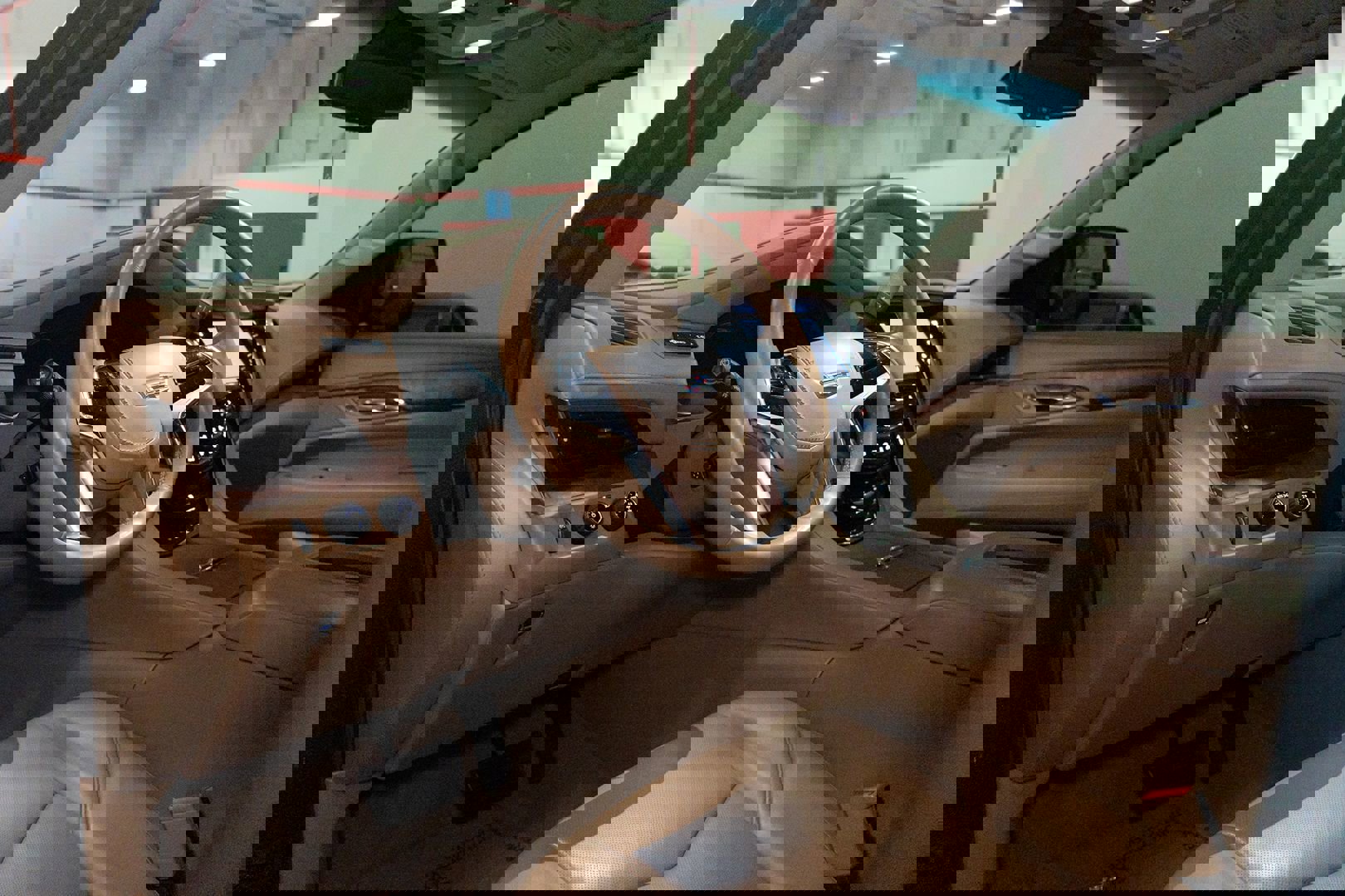 Used 2016 Cadillac Escalade ESV Platinum image 22