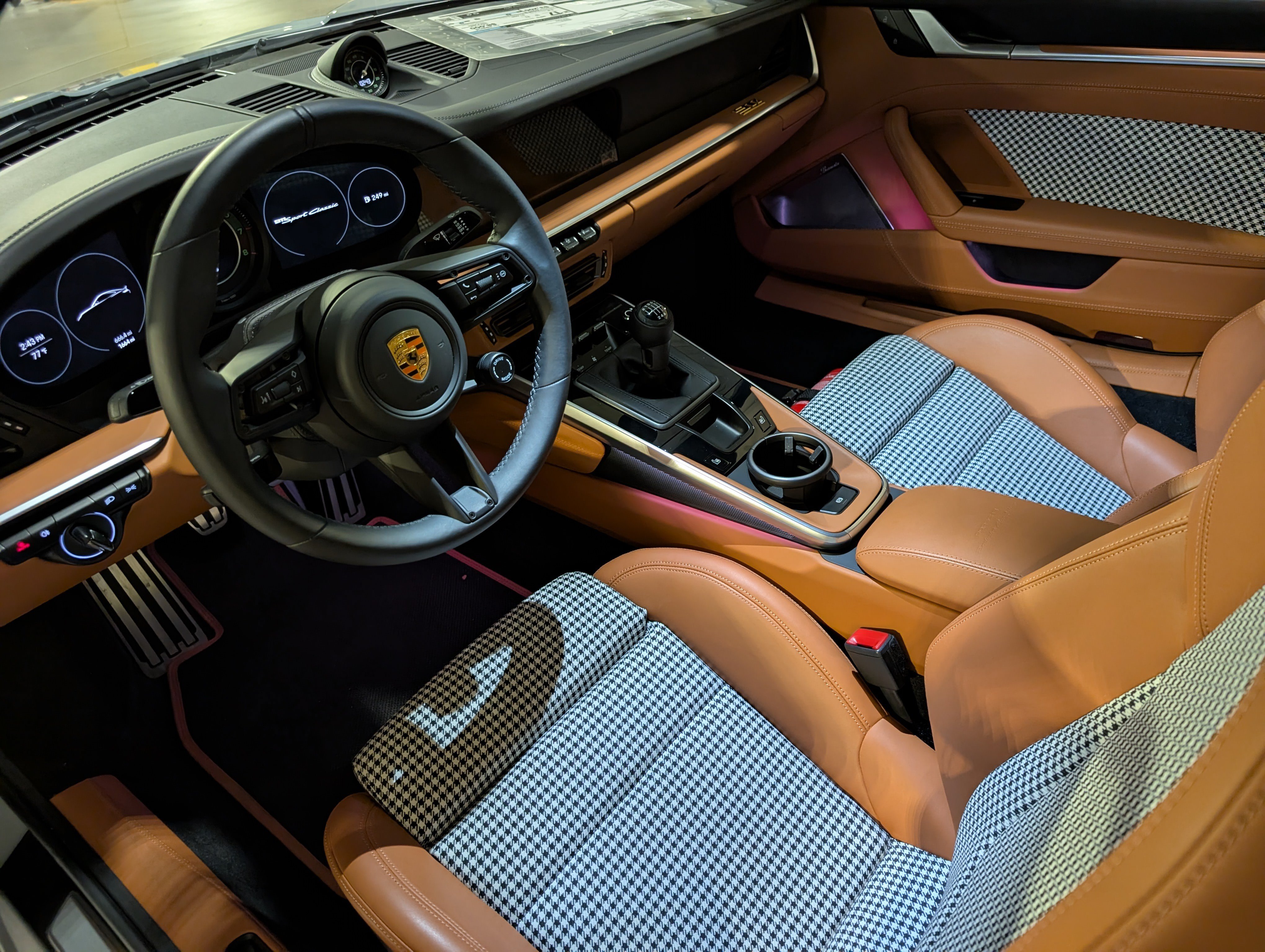 Certified 2023 Porsche 911 Sport Classic RWD image 5