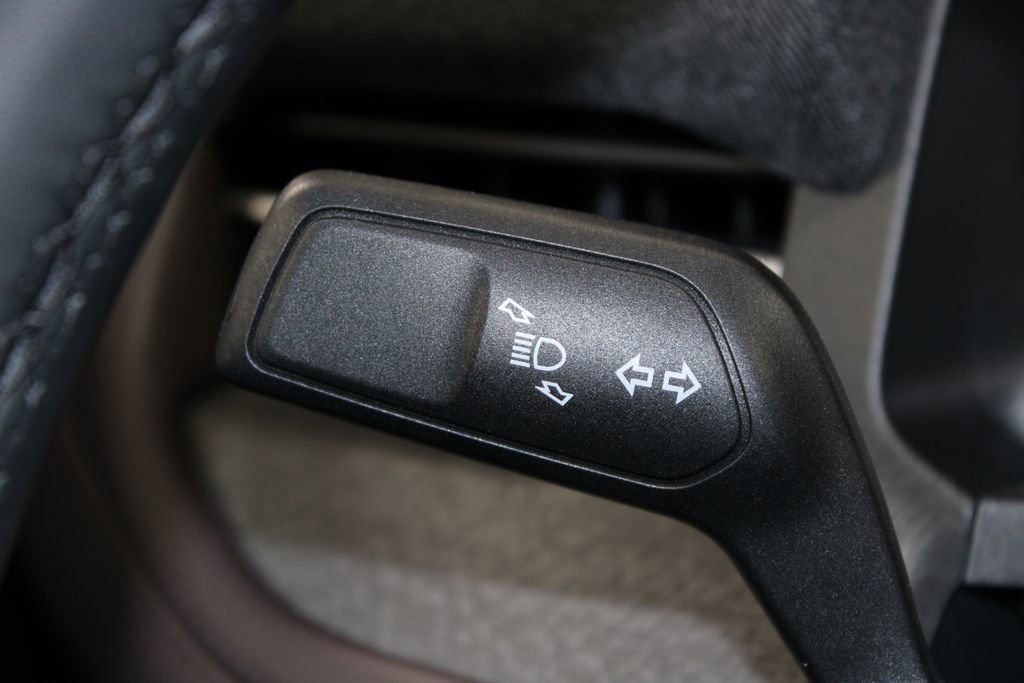 New 2026 Ford Explorer Platinum image 40