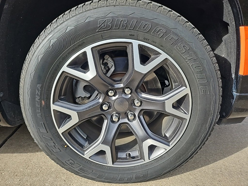 Used 2024 Jeep Wagoneer L Series III w/ Flexible Seating Group image 16