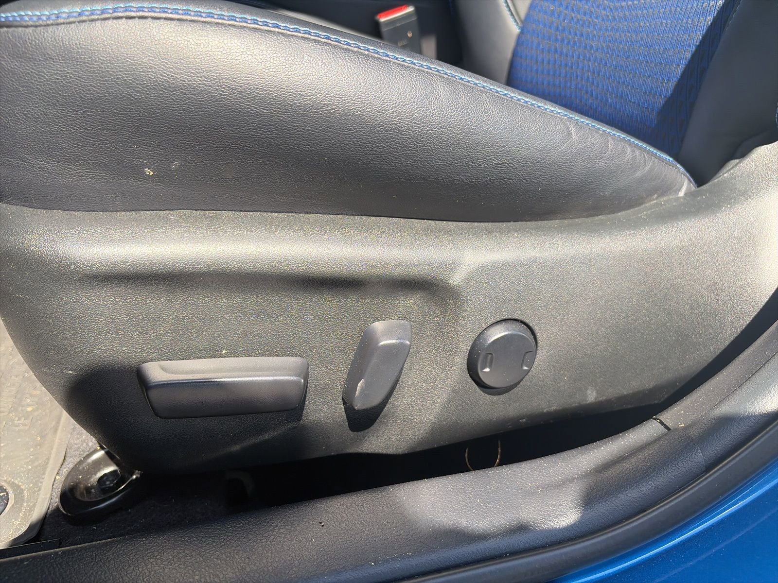 Used 2016 Toyota Camry SE FWD image 13