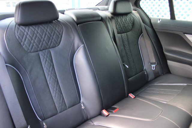 Used 2019 BMW 750i M SPORT DRIVER ASSIST+ w/ M Sport Package image 49