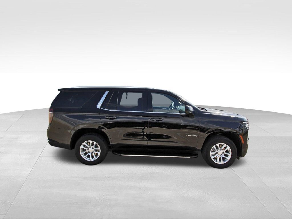 Used 2025 Chevrolet Tahoe LT RWD image 5