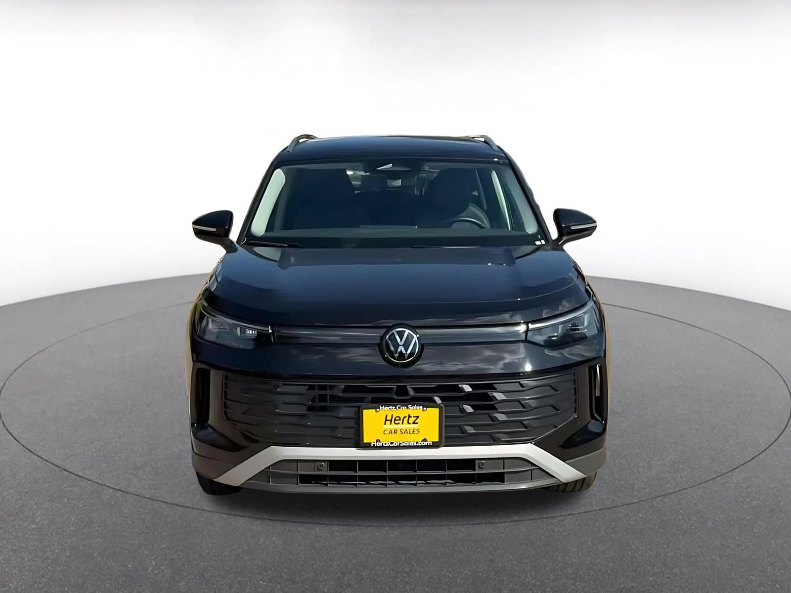 Used 2026 Volkswagen Tiguan SE AWD/4WD image 4