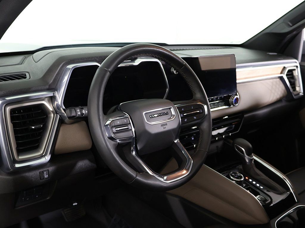 Used 2023 GMC Canyon Denali image 31