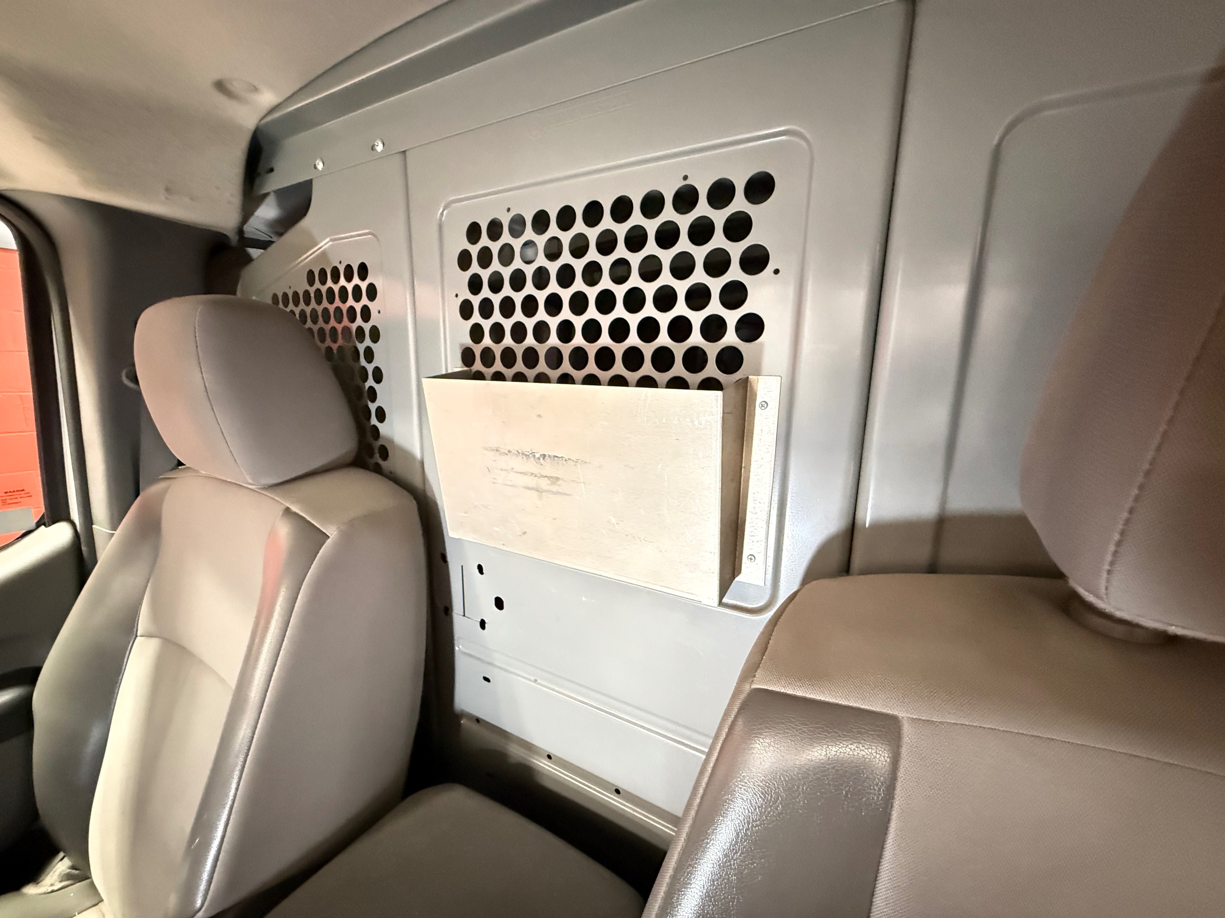 Used 2016 Nissan NV 2500 SV RWD image 30