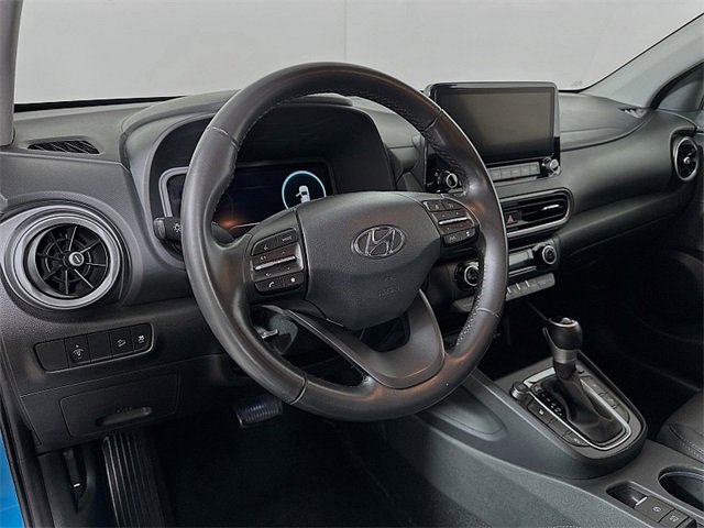 Used 2022 Hyundai Kona Limited image 9