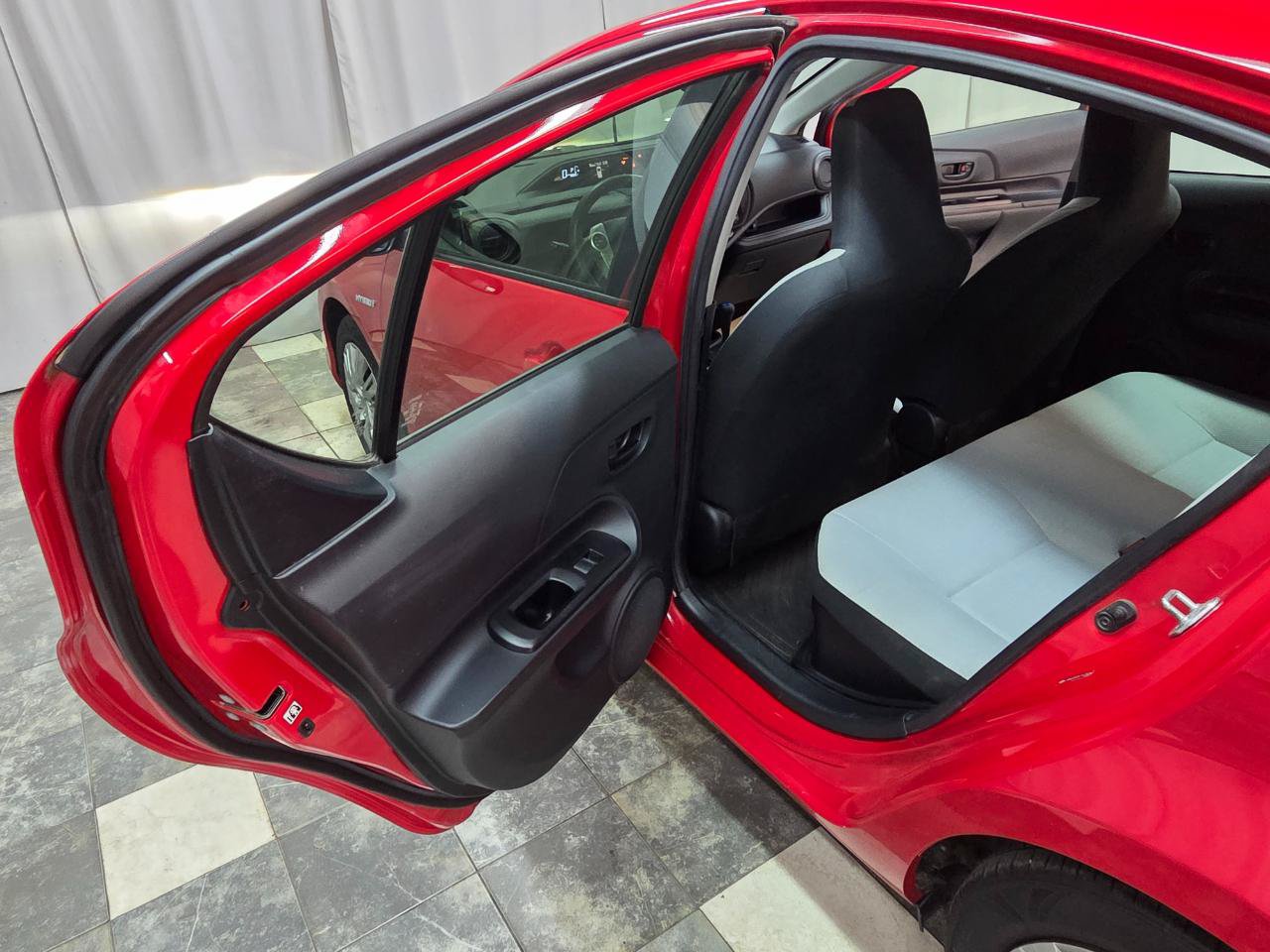 Used 2015 Toyota Prius C One FWD image 11