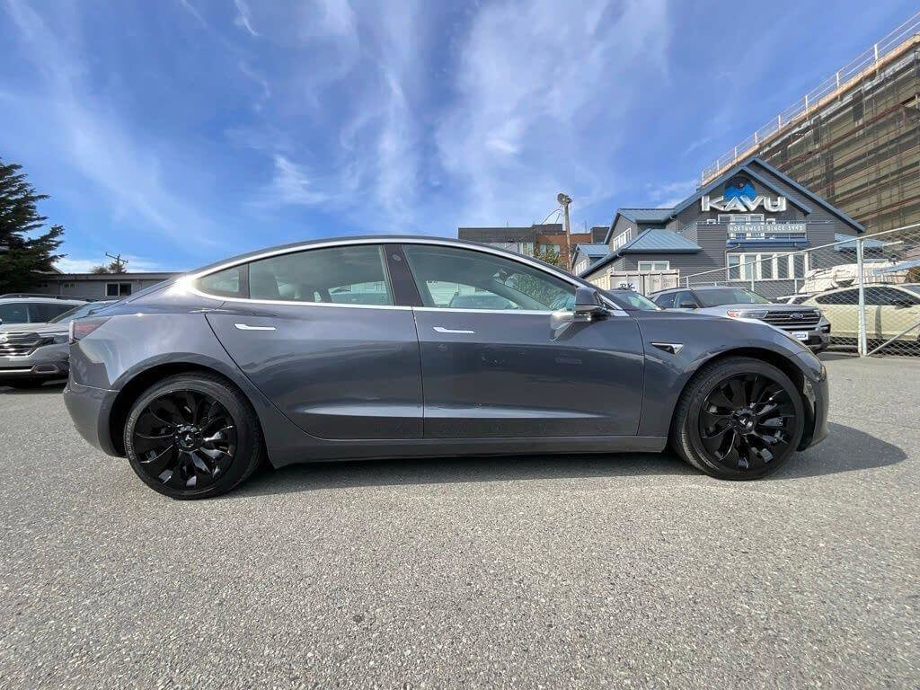 Used 2020 Tesla Model 3 Long Range AWD/4WD image 9
