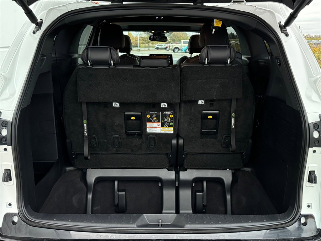 Certified 2024 Toyota Sienna XSE image 23
