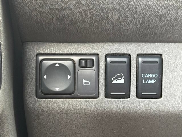 Used 2015 Nissan Frontier SV AWD/4WD image 6